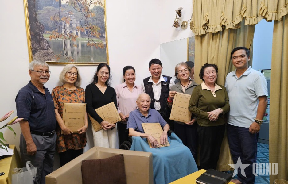 Nhà báo Triệu Hùng, sáng mãi ký ức vào Nam